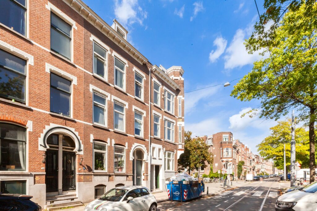 Claes de Vrieselaan, Rotterdam